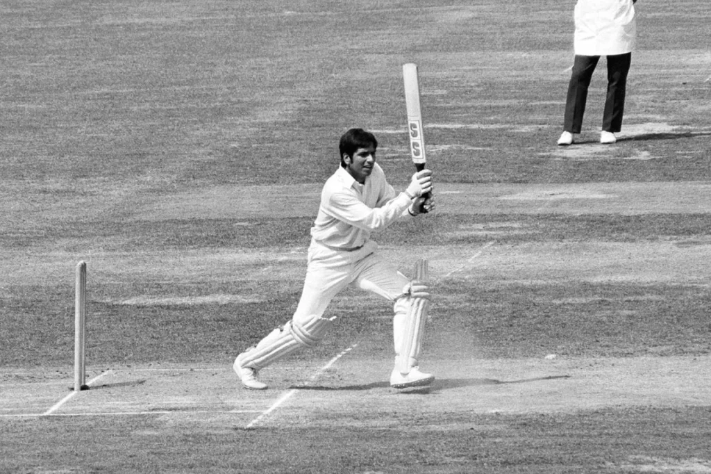 Most runs for Pakistan in Tests match